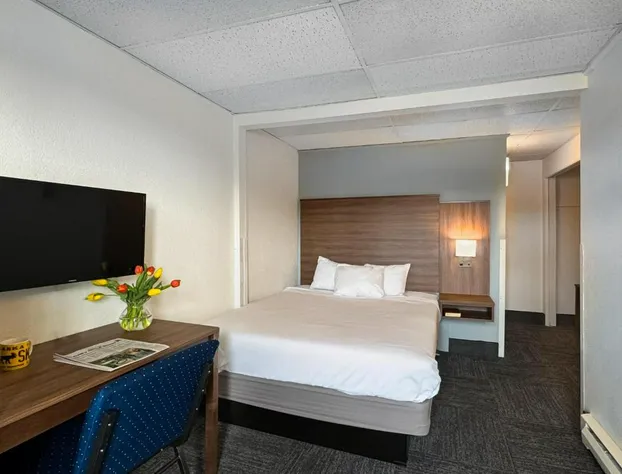 Golden North Inn hotel detail image 1