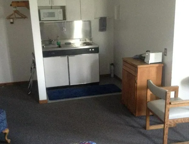 Marina Motel hotel detail image 4