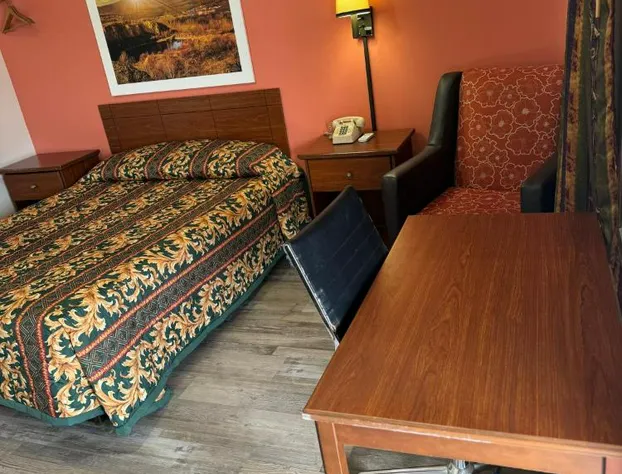 Budget Inn hotel detail image 4