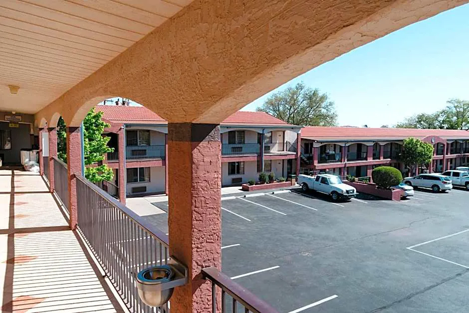 Wetherill Inn hotel hero