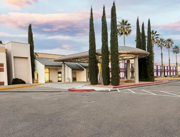 Apache Gold Resort Hotel hotel detail image 3