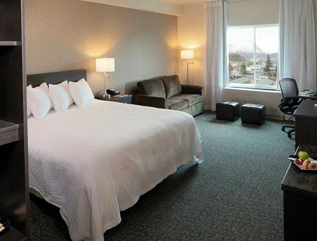 Totem Hotel and Suites hotel detail image 3