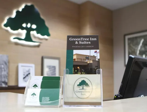 GreenTree Inn & Suites Phoenix Sky Harbor hotel detail image 2