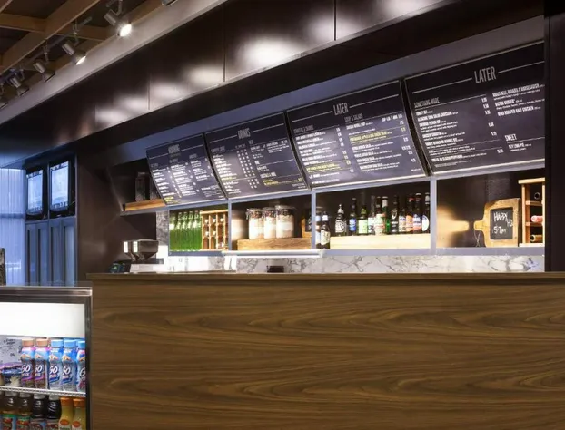 Courtyard Phoenix Chandler/Fashion Center hotel detail image 3