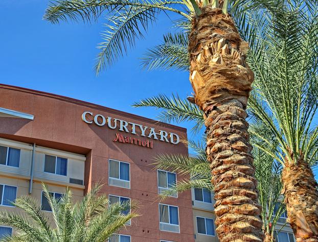 Courtyard Phoenix Chandler/Fashion Center hotel detail image 3