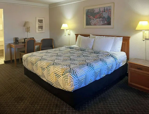 Motel 6 Phoenix, AZ - Midtown hotel detail image 3