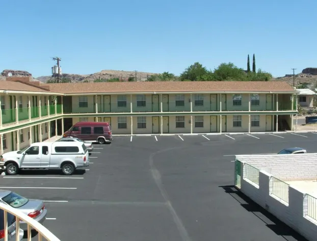 Arizona Inn - Kingman hotel detail image 1