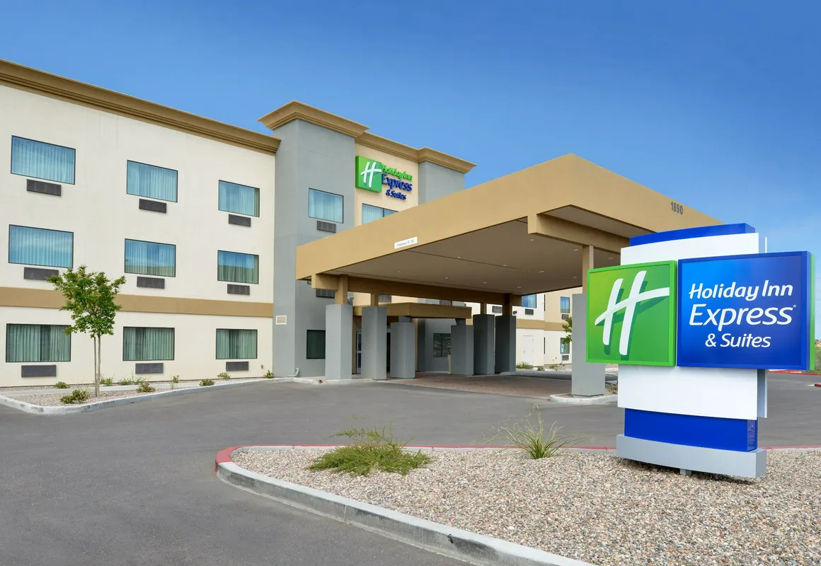 Holiday Inn Express & Suites Globe by IHG hotel hero