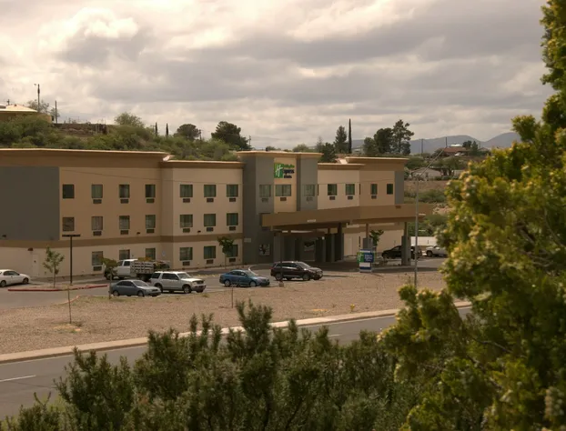 Holiday Inn Express & Suites Globe by IHG hotel detail image 2