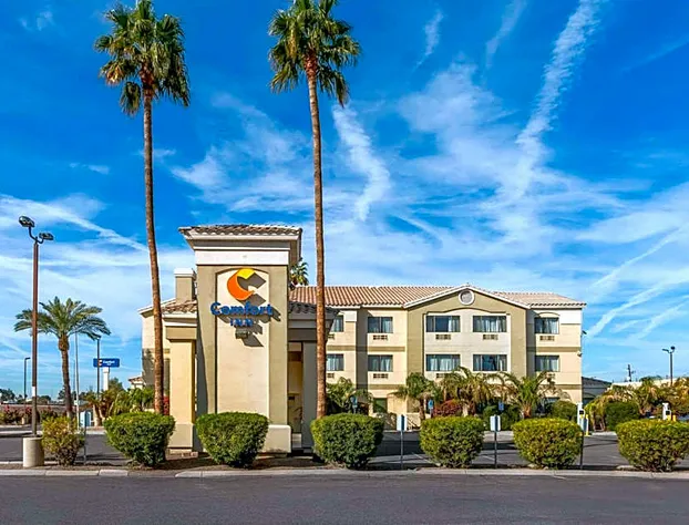 Comfort Inn West Phoenix at 27th Ave and I-I0 hotel detail image 2