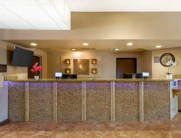 Comfort Inn West Phoenix at 27th Ave and I-I0 hotel detail image 4