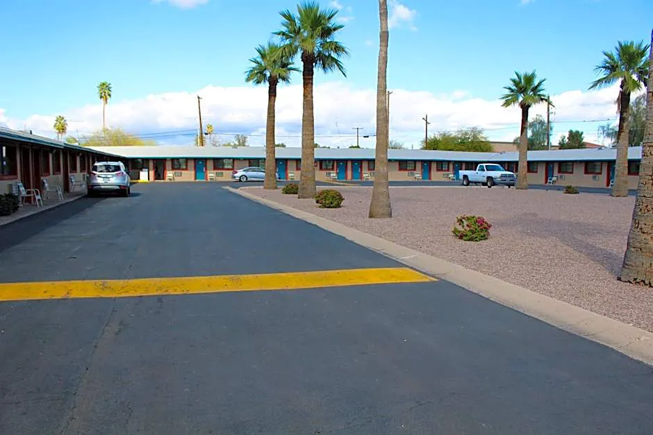 Starlite Motel hotel hero