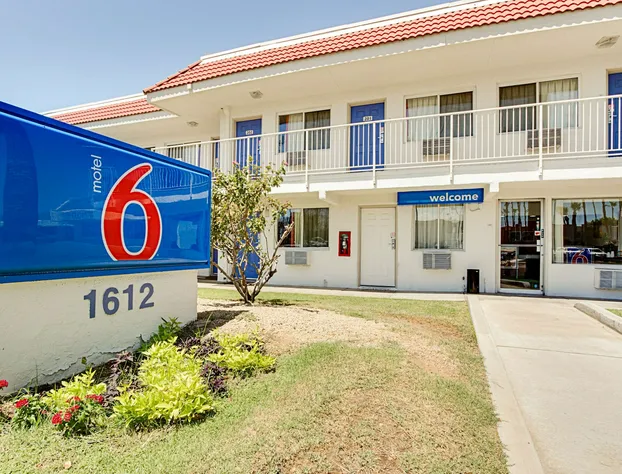 Motel 6 Tempe, AZ - Scottsdale South hotel detail image 1