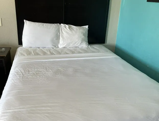 Express Inn West Memphis hotel detail image 4