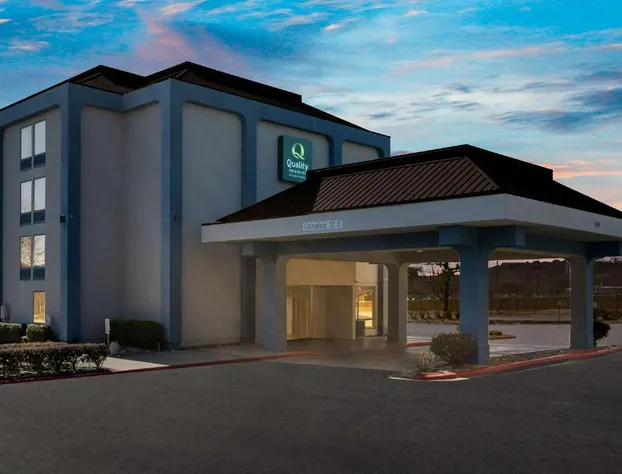 Quality Inn & Suites North Little Rock hotel detail image 1