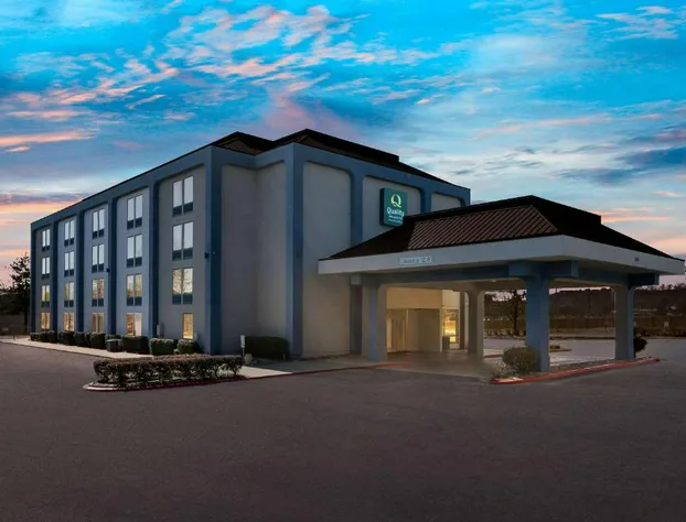 Quality Inn & Suites North Little Rock hotel detail image 2