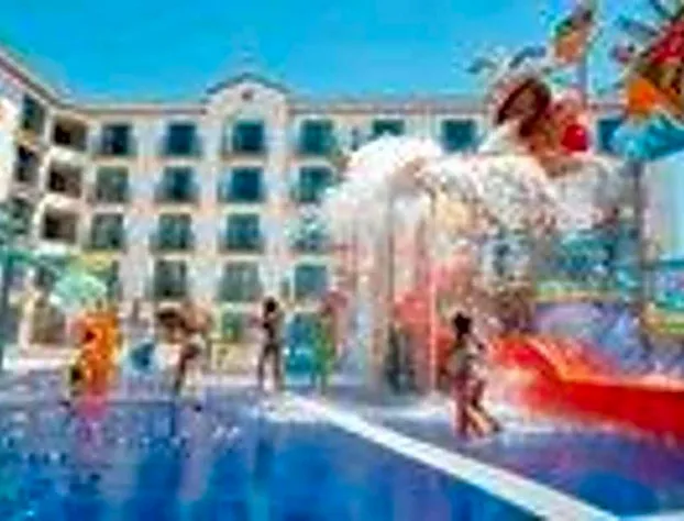 Courtyard by Marriott Anaheim Theme Park Entrance hotel detail image 2