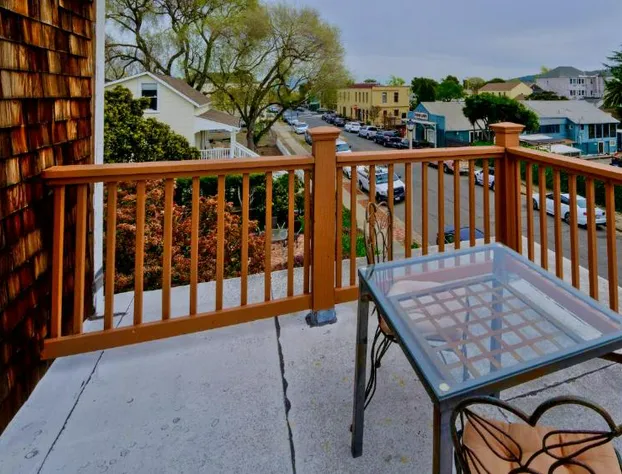 Shorelight Inn hotel detail image 4