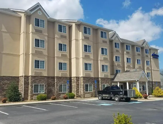 Microtel Inn & Suites by Wyndham Shelbyville hotel detail image 2