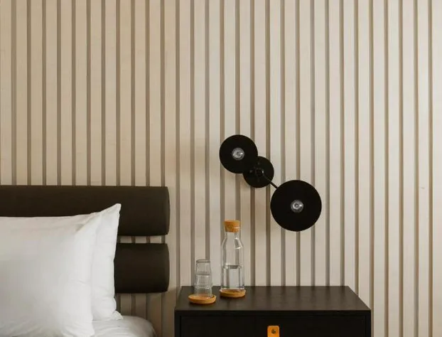 White Water hotel detail image 3