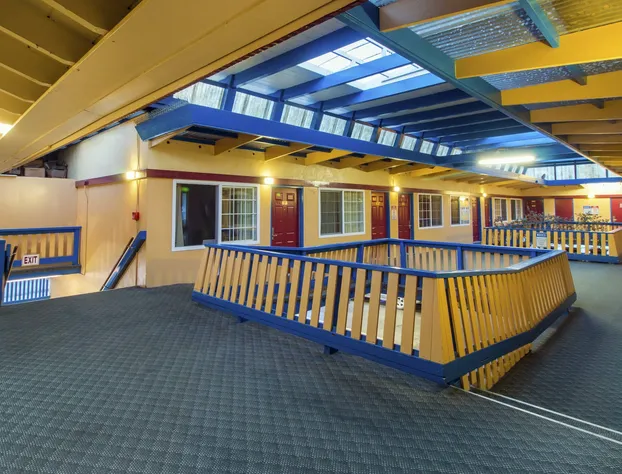 Town House Motel – Historic Old Town Eureka hotel detail image 4