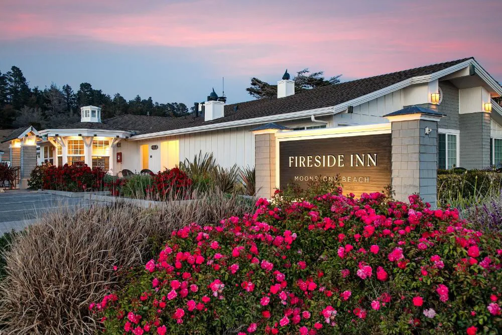 Fireside Inn on Moonstone Beach hotel hero