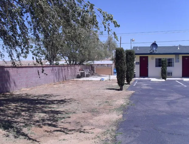 Budget Inn Boron hotel detail image 3