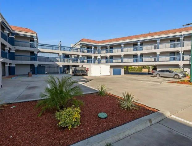 Downey Inn hotel detail image 2