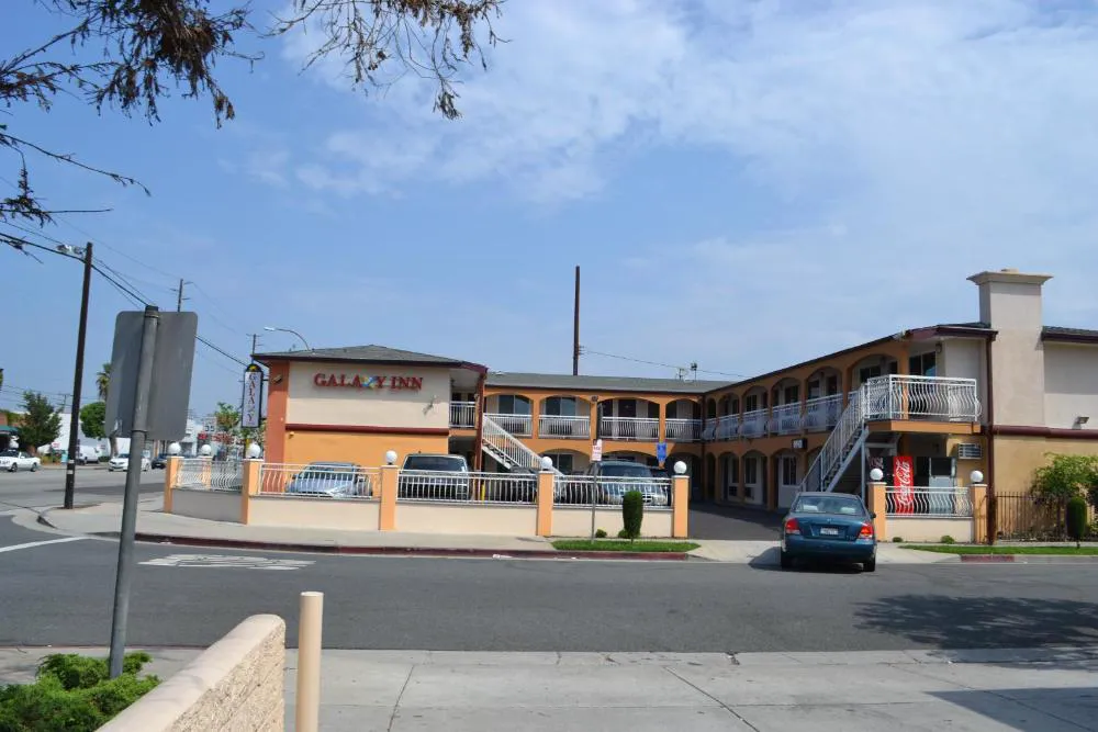 Galaxyinn hotel hero