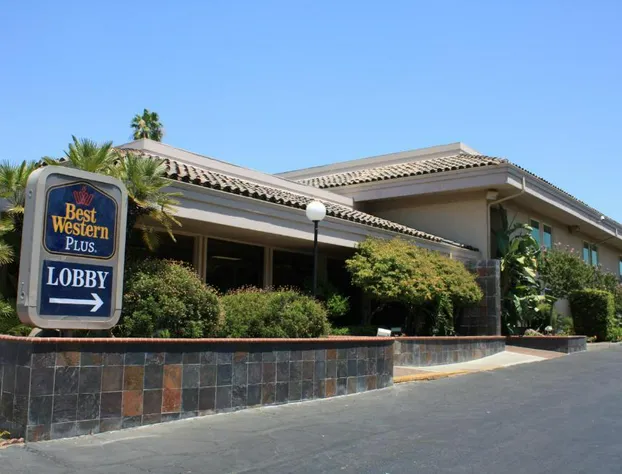 Best Western Village Inn hotel detail image 1