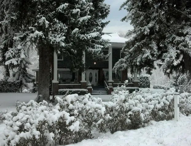 Warm Springs Inn & Winery hotel detail image 2