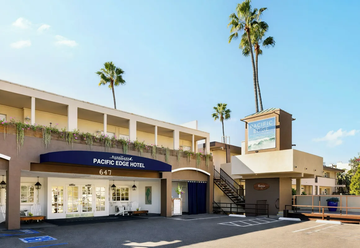 Pacific Edge Hotel hotel hero