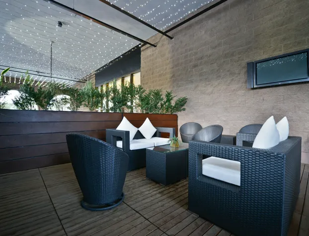 voco Laguna Hills by IHG hotel detail image 1