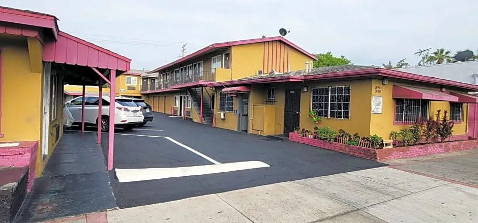 Ruby Motel hotel hero