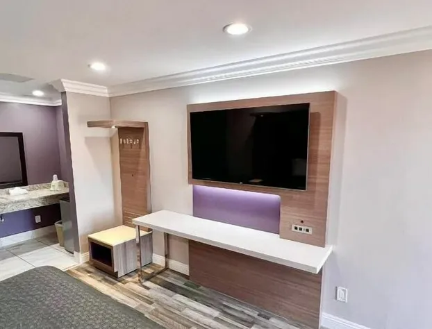 Paradise Inn hotel detail image 3