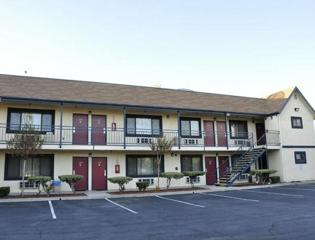 Luxury Inn hotel detail image 3