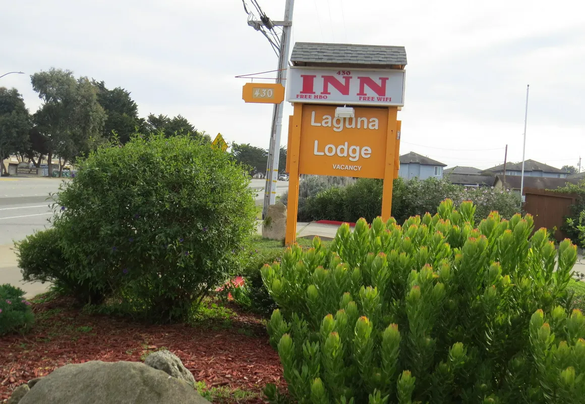 Laguna Lodge hotel hero