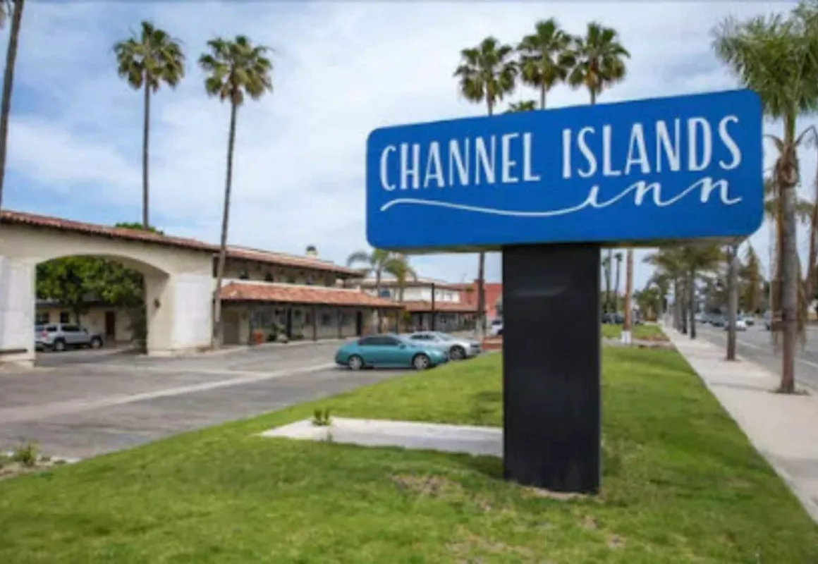 Channel Islands Inn hotel hero
