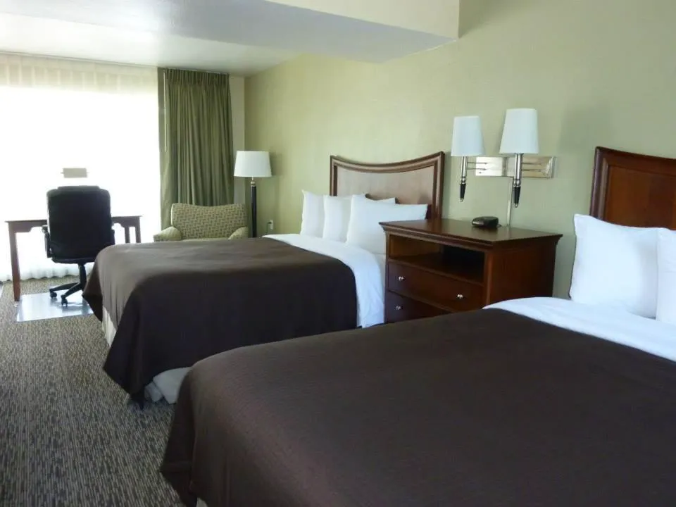 Coronet Motel hotel hero