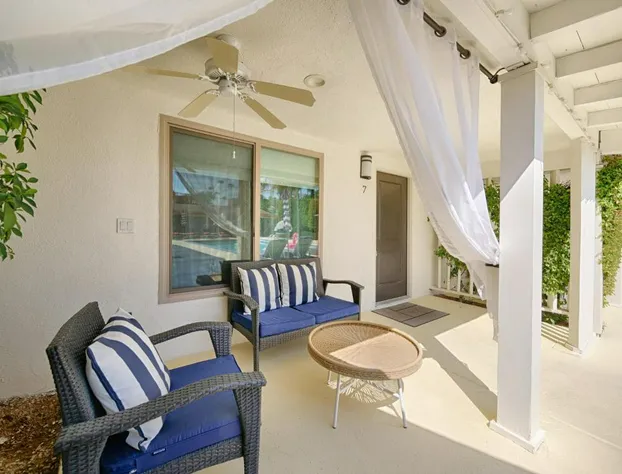 Little Paradise Hotel hotel detail image 4