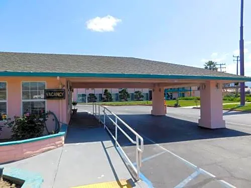 Inns of California Salinas hotel detail image 4