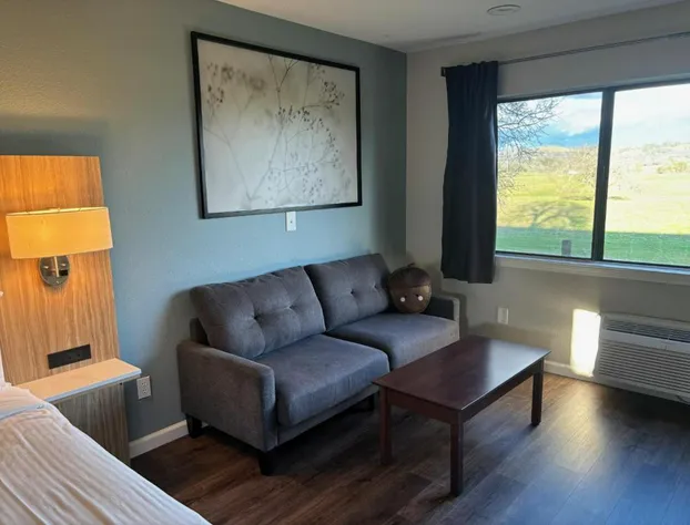 Oak Ridge Inn hotel detail image 4