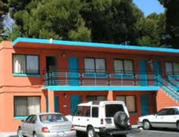 Budget Inn hotel detail image 1