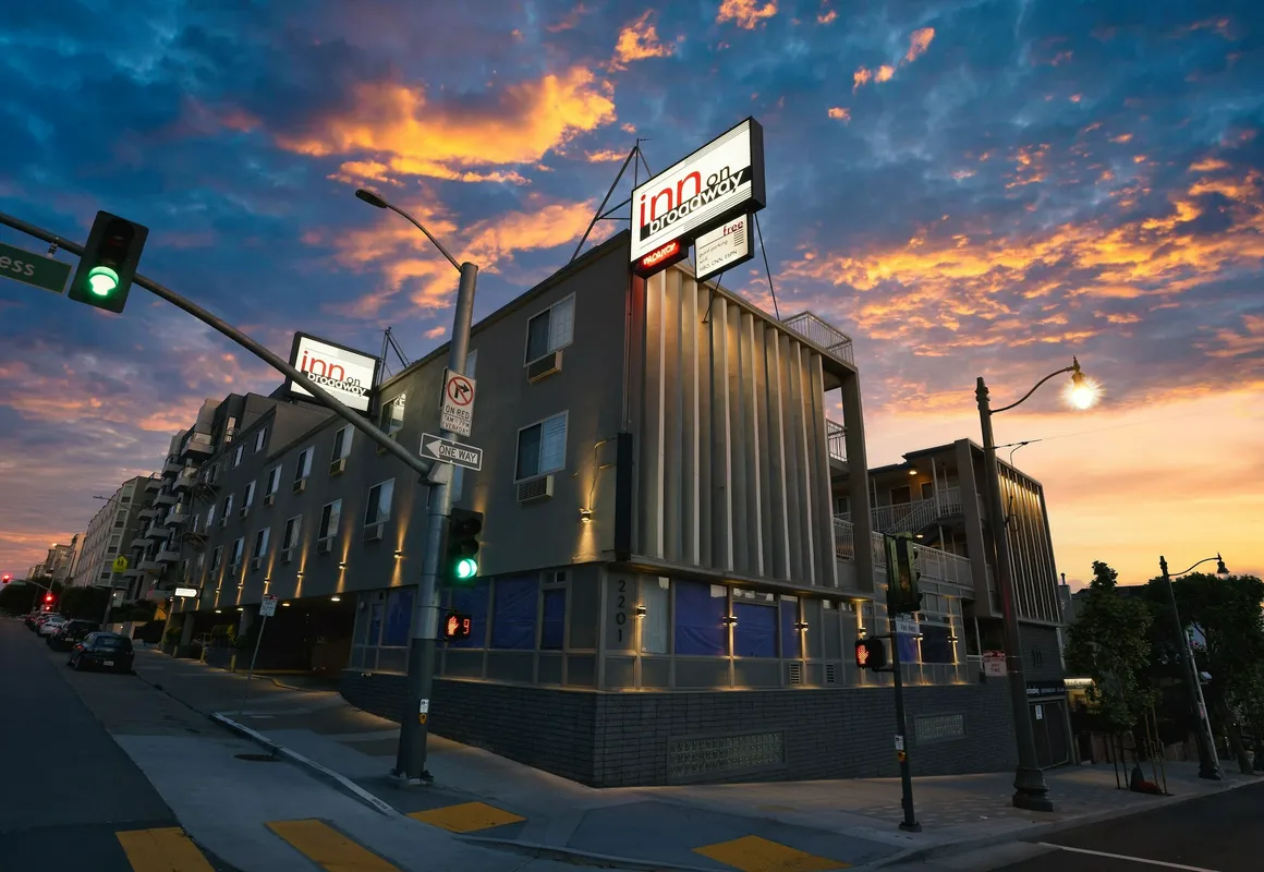 Inn on Broadway hotel hero