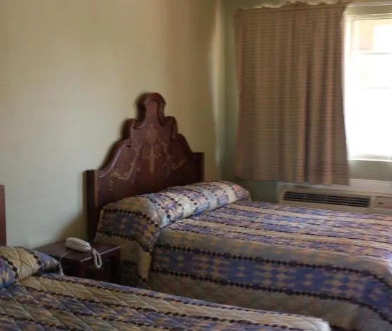 Santa Ana Travel Inn hotel detail image 3