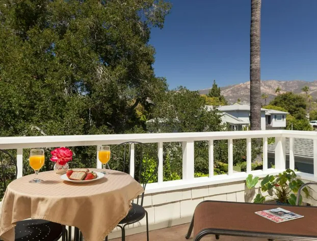 Cheshire Cat Inn & Cottages hotel detail image 4