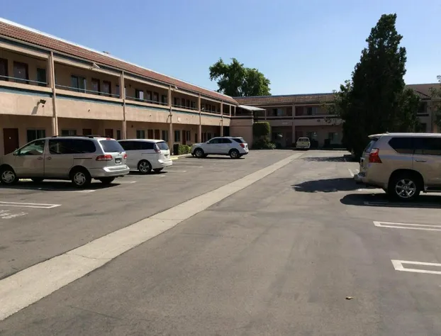 New Century Inn hotel detail image 2