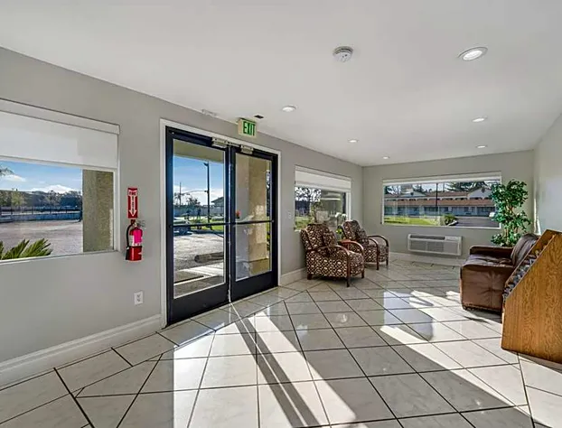 Rodeway Inn Stockton Highway 99 hotel detail image 4