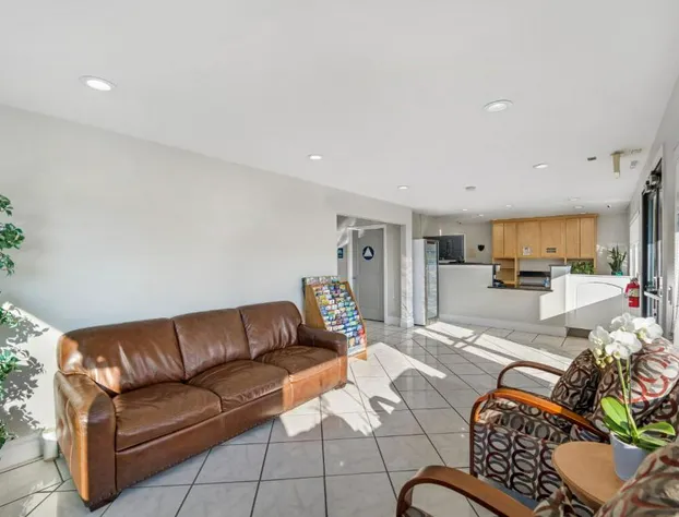 Rodeway Inn Stockton Highway 99 hotel detail image 3