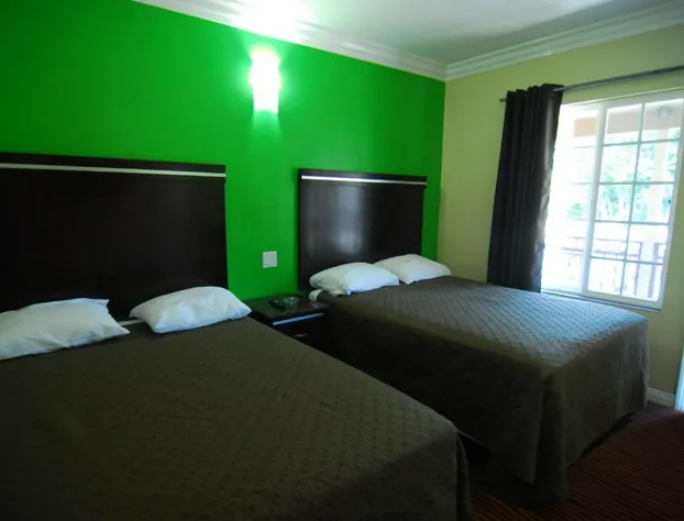 Studio City Inn - Near Universal Studios Hollywood hotel detail image 3